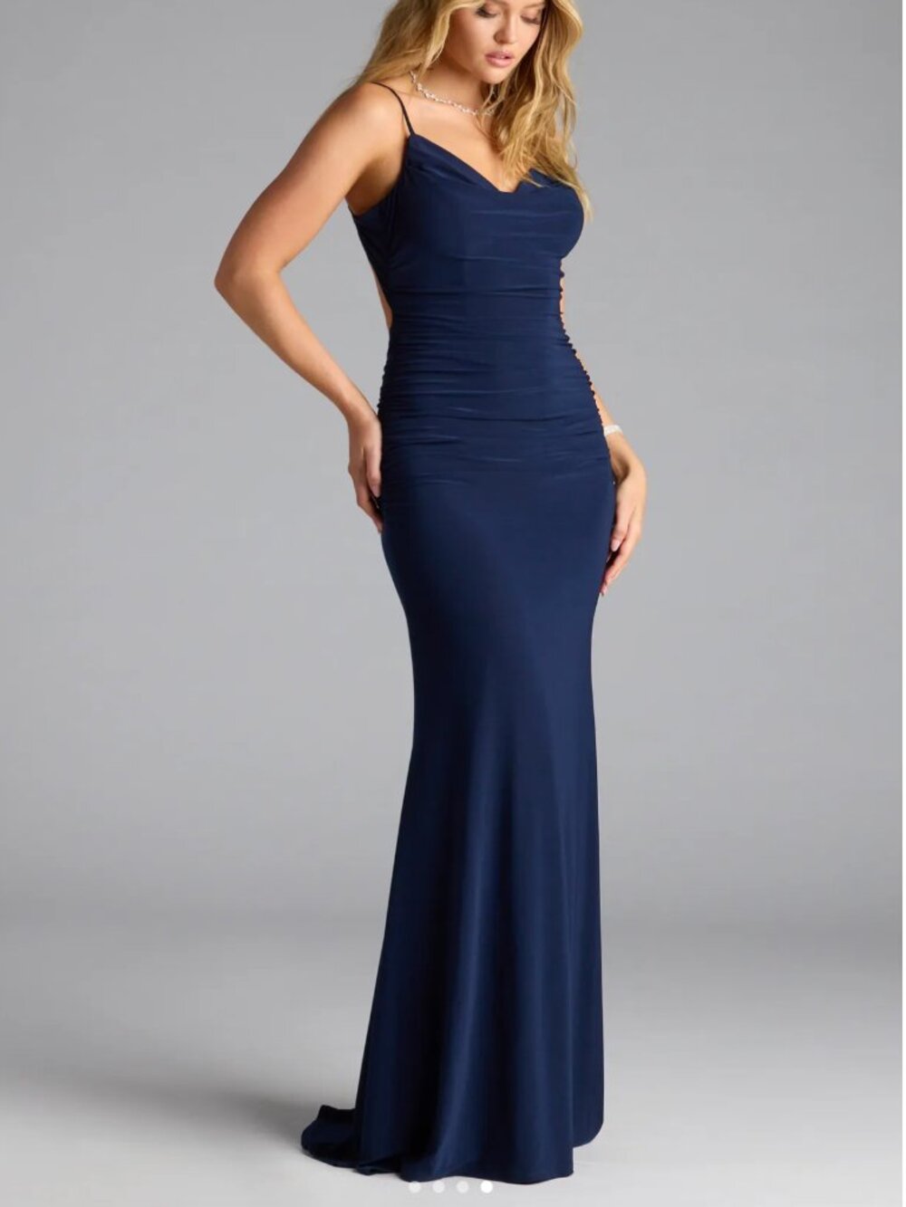Windsor Edna Open Back Mermaid Formal Dress MEDIUM